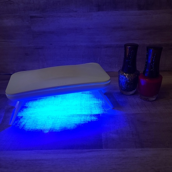 LAST LEFT! Mini Gel Lamp Gel Nails Polish UV LAMP LED Portable Travel Battery Op - Picture 2 of 8